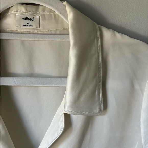 Aritzia Nacisse Blouse in cream - Picture 3 of 5